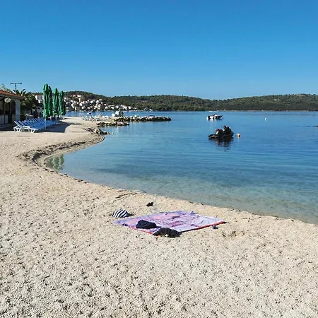 2 Bedroom Beautiful In Okrug Gornji * Trogir